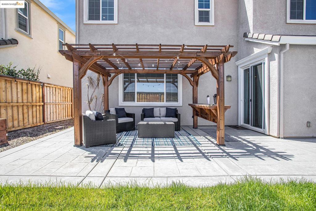 TRACY GARDENS - Residential