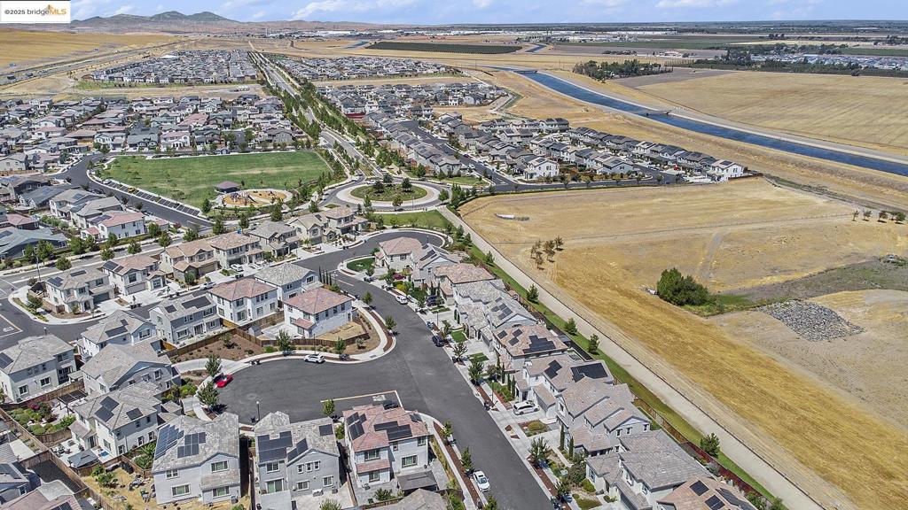 TRACY GARDENS - Residential