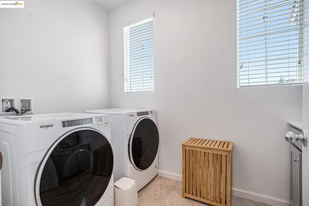 TRACY GARDENS - Residential