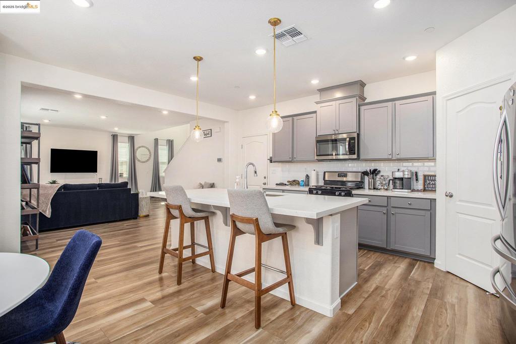 TRACY GARDENS - Residential