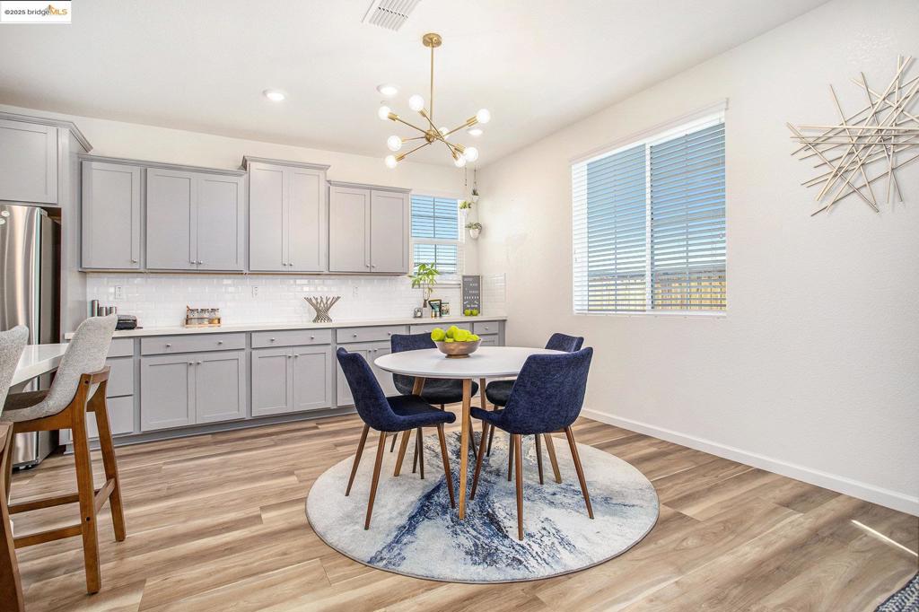 TRACY GARDENS - Residential