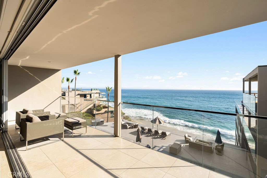 1585 S Coast Highway 66
