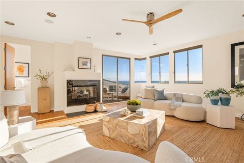 Photo of 209 41st Street, Manhattan Beach, CA 90266 (MLS # SB26040488)