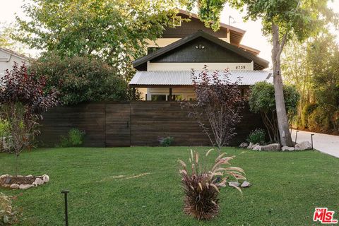 Photo of 4741 Lowell Avenue, La Crescenta, CA 91214 (MLS # 26847113)