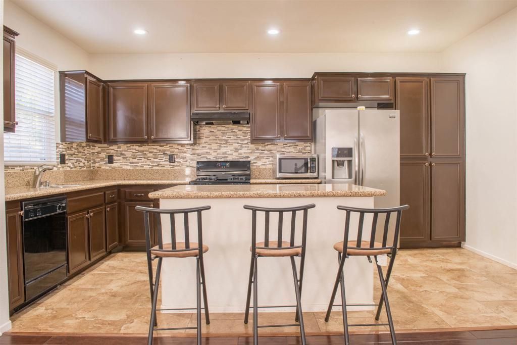 listing image 130723771746729911367