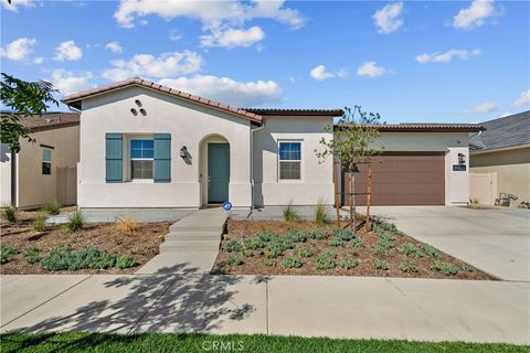 24513 Via Sendero Valencia CA 91354
