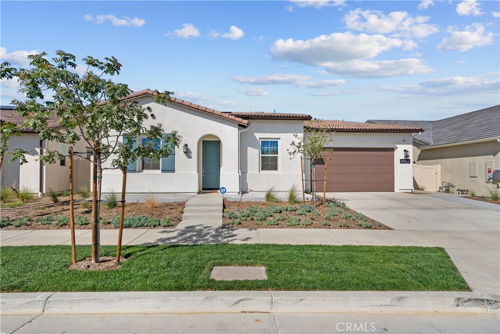 24513 via sendero