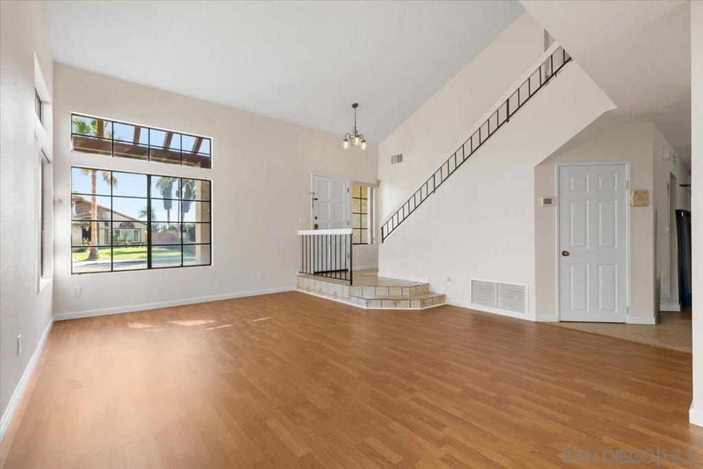1057 Paseo Del Norte