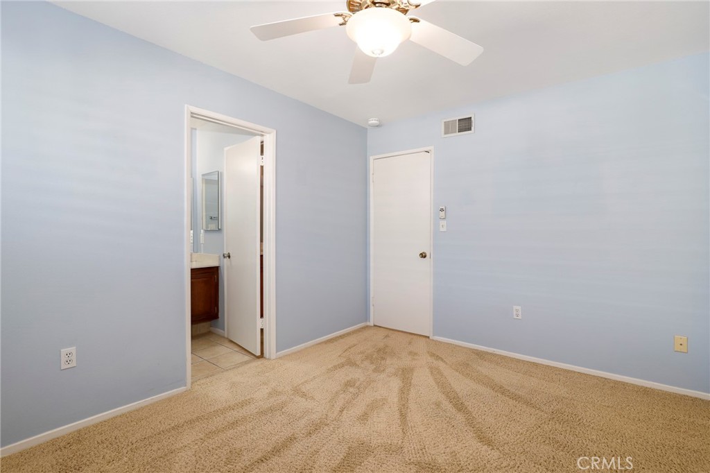 26807 Circle Of The Oaks