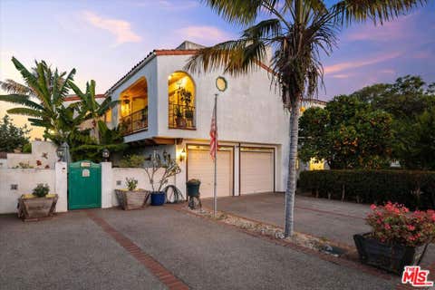 Tiny photo for 936 N Nopal Street, Santa Barbara, CA 93103 (MLS # 26848123)