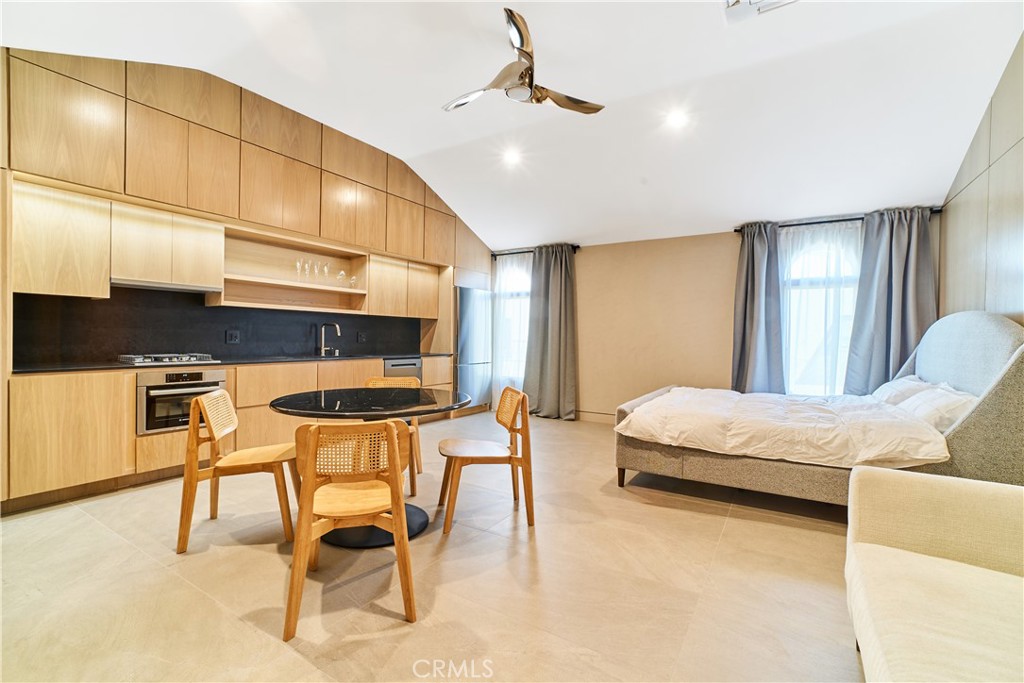 1119 Crestview Drive B