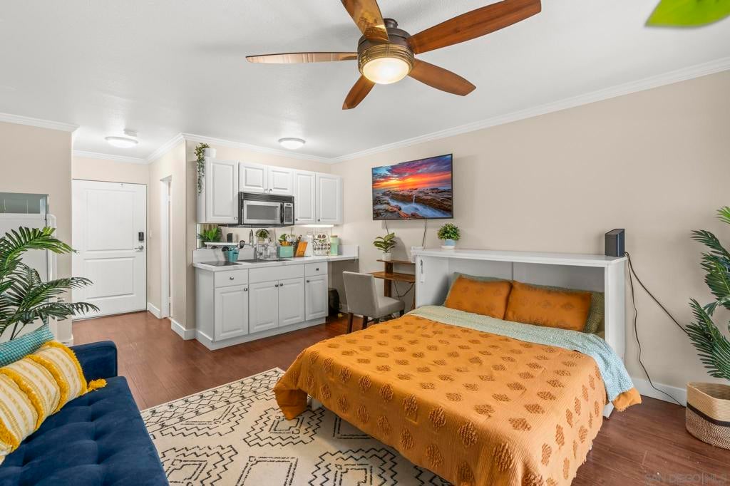 1021 Scott St St 103, San Diego CA 92106