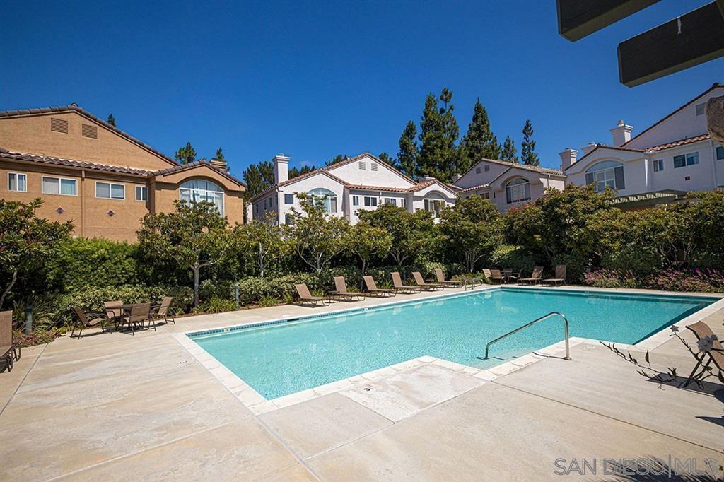 5572 Renaissance Ave. 3