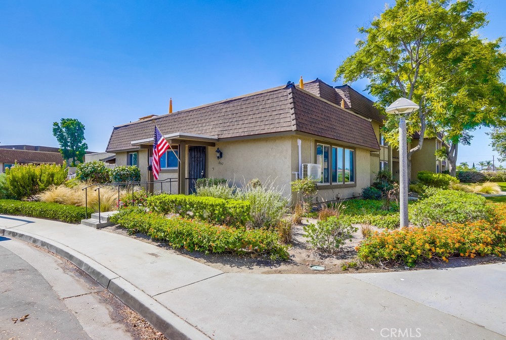 8661 Windsor Circle