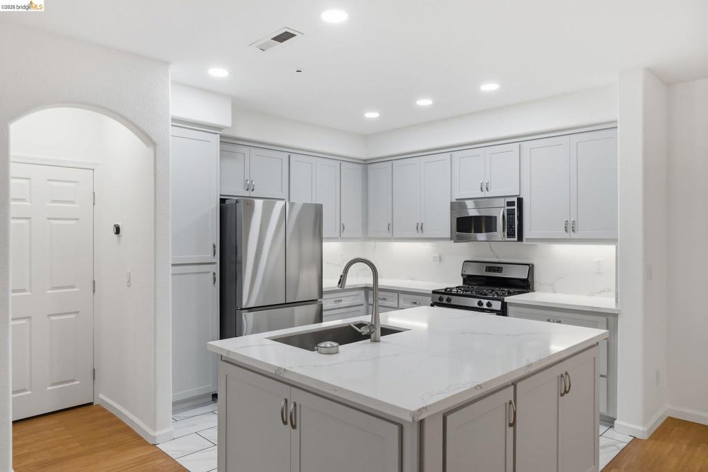 4132 Clarinbridge Cir