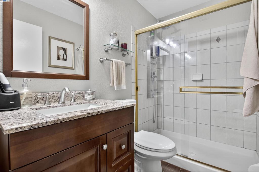 PLEASANTON VLG - Residential