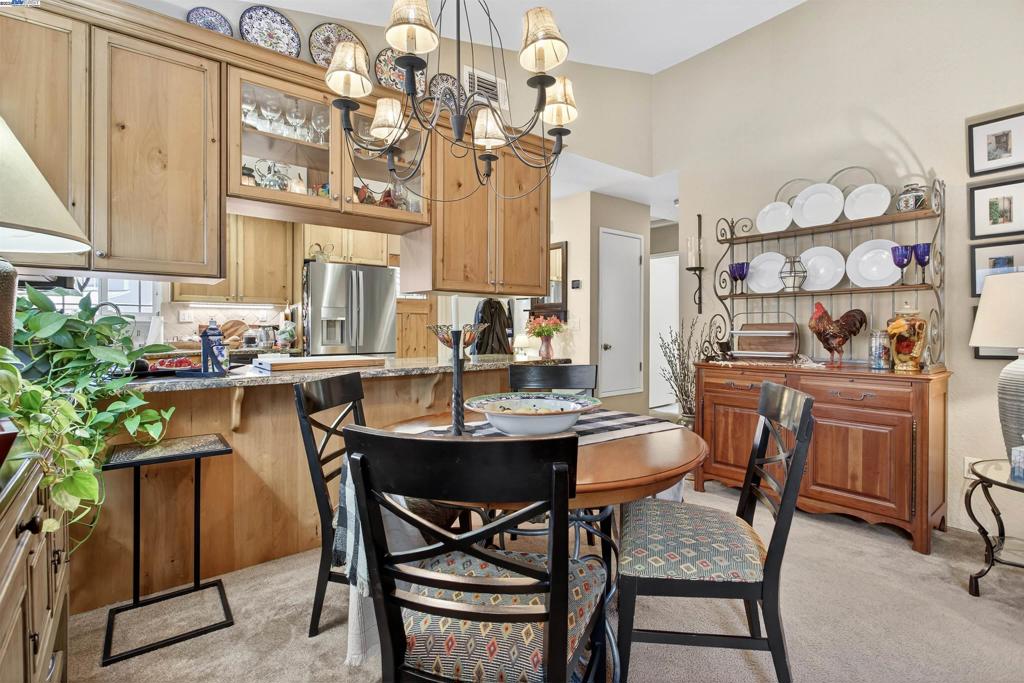 PLEASANTON VLG - Residential