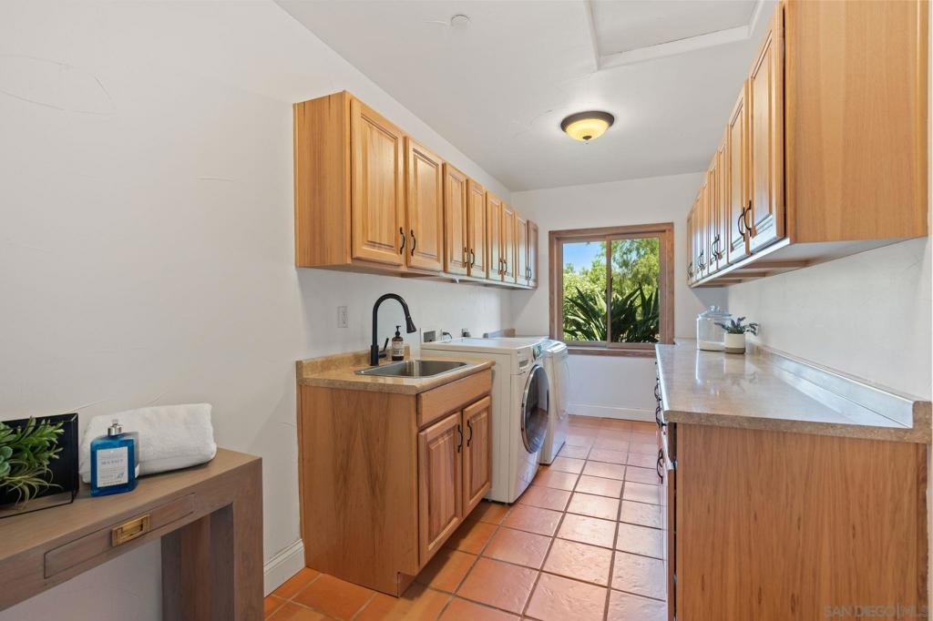 Rancho Santa Fe - Residential