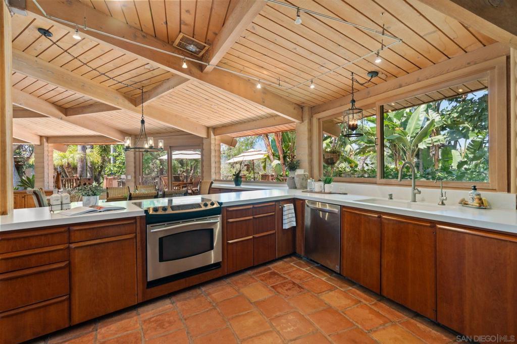 Rancho Santa Fe - Residential
