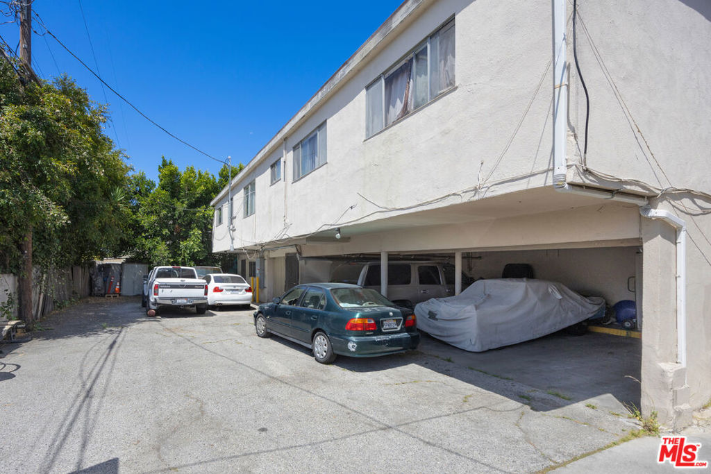 12420 Greene Avenue