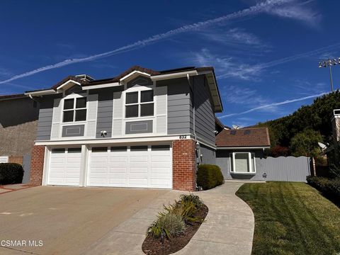 Photo of 832 Cayo Grande Court, Newbury Park, CA 91320 (MLS # 225003776) Photo of 832 Cayo Grande Court, Newbury Park, CA 91320 (MLS # 225003776)