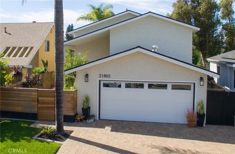 21865 Jinetes Mission Viejo CA 92691