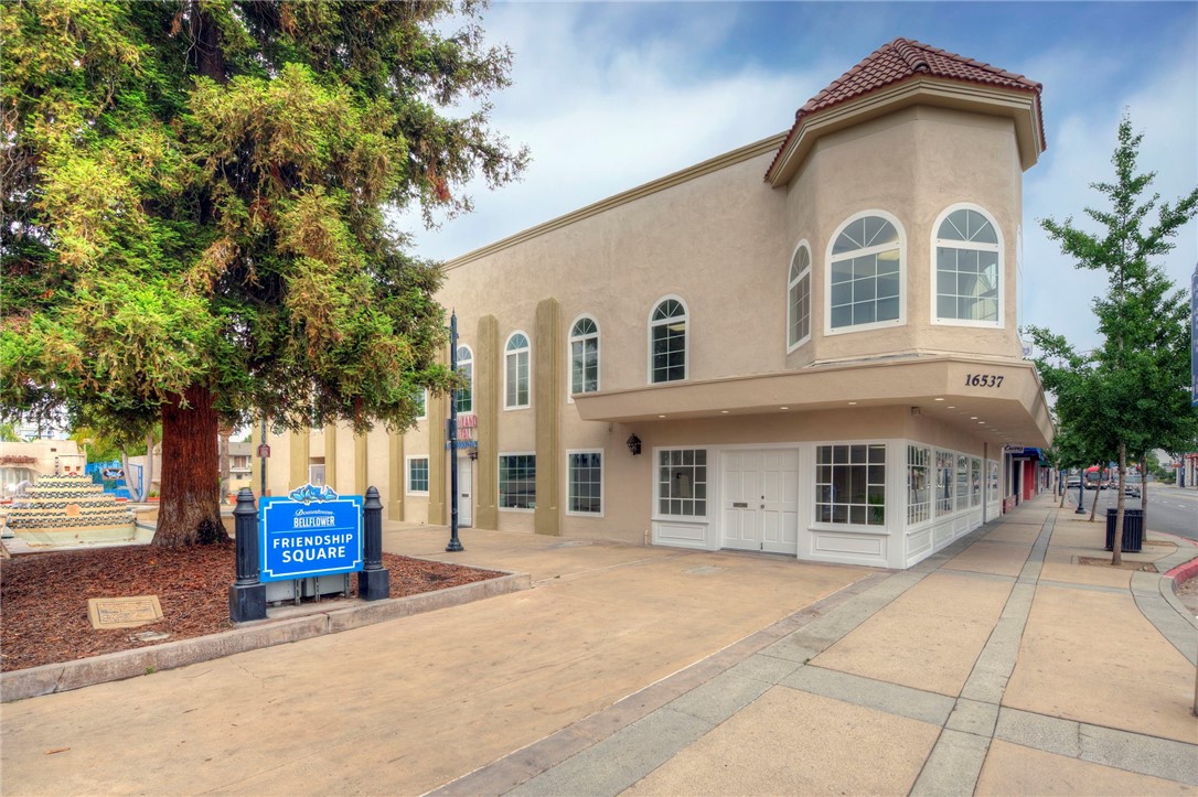 16537 Bellflower Boulevard A