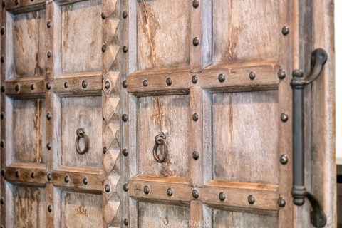 Tiny photo for 1177 Norwich Lane, Ventura, CA 93001 (MLS # SR25024240)