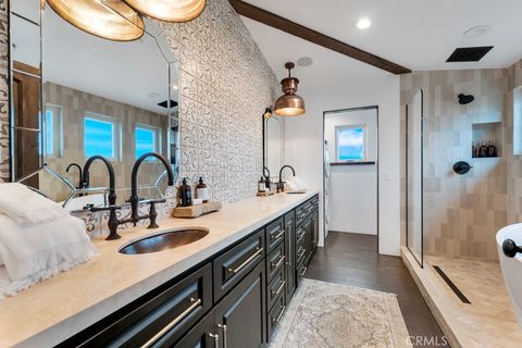 Tiny photo for 1177 Norwich Lane, Ventura, CA 93001 (MLS # SR25024240)