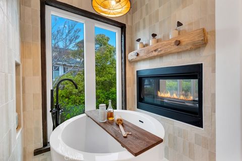 Tiny photo for 1177 Norwich Lane, Ventura, CA 93001 (MLS # SR25024240)