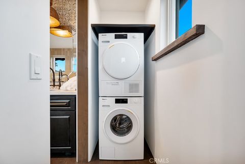 Tiny photo for 1177 Norwich Lane, Ventura, CA 93001 (MLS # SR25024240)