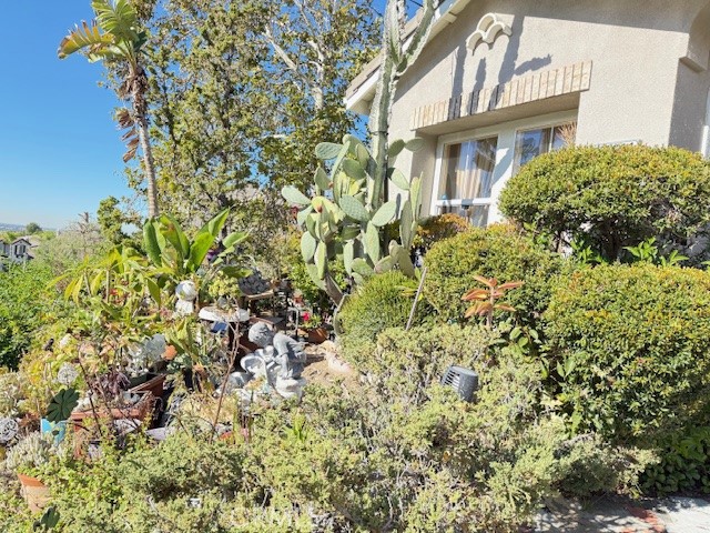 Yorba Linda Homes (YRLH) - Residential