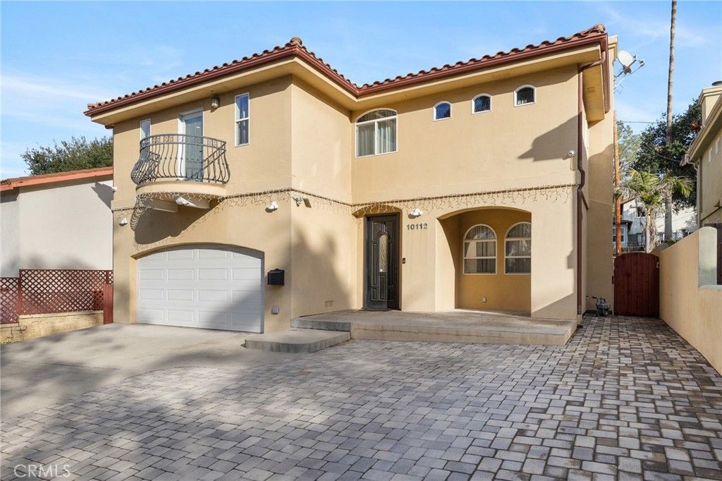 Photo of 10112 Scoville, Sunland, CA 91040 (MLS # SR26006977)