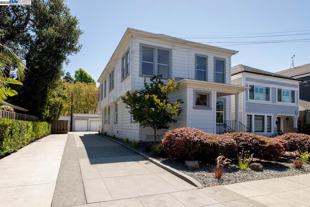 920 Centennial Ave
