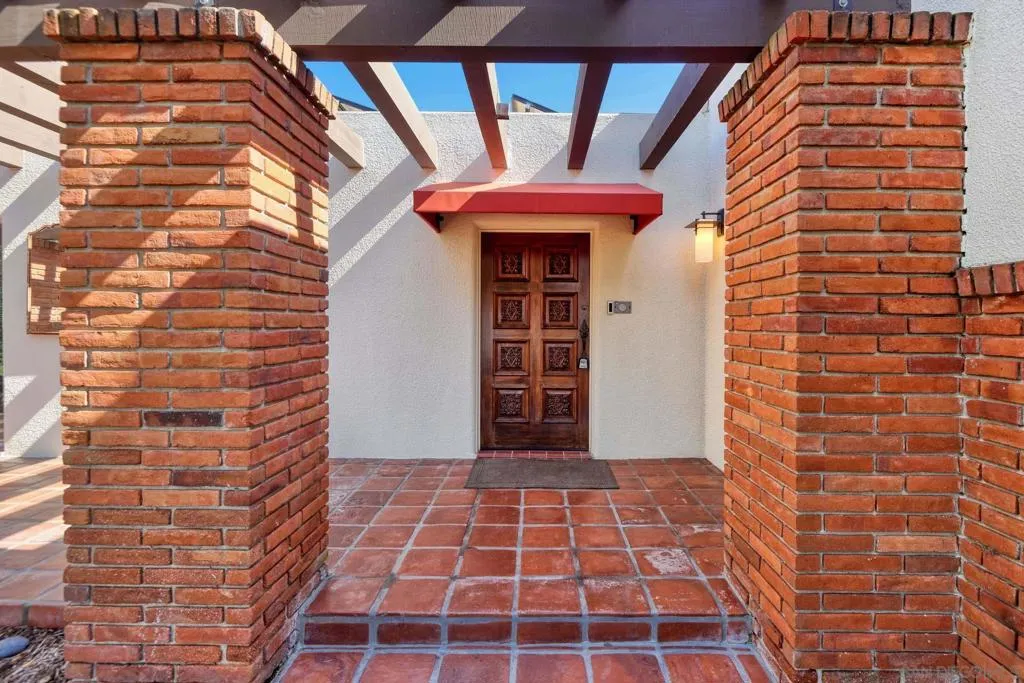 La Jolla, California 92037, United States, 3 Bedrooms Bedrooms, ,3 BathroomsBathrooms,Residential,Active,237081