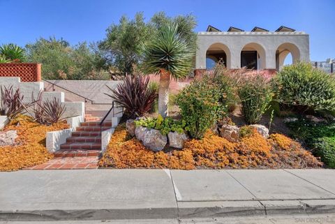 7363 Fairway Rd La Jolla CA 92037