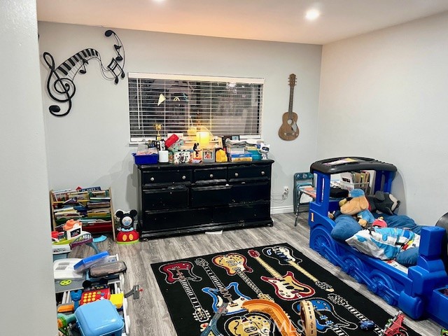 13930 Olive Grove