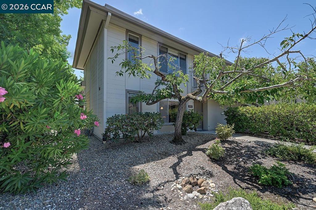 1312 Skycrest DR