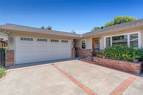 Photo of 10436 Crawford Canyon Road, North Tustin, CA 92705 (MLS # WS25222273) Photo of 10436 Crawford Canyon Road, North Tustin, CA 92705 (MLS # WS25222273)