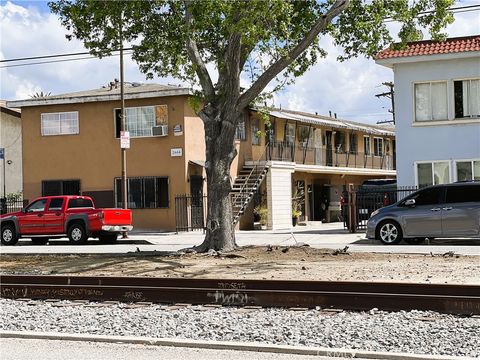 2664 2660 Randolph Street Huntington Park CA 90255