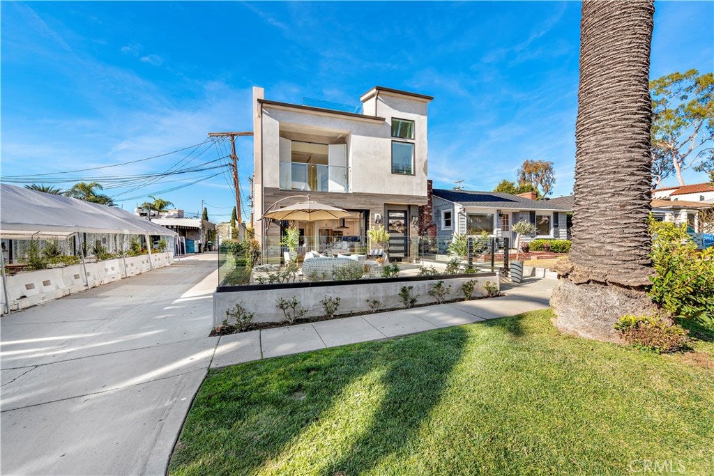 415 Marguerite Avenue