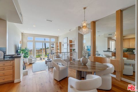 Photo of 6414 Lunita Road, Malibu, CA 90265 (MLS # 25555197) Photo of 6414 Lunita Road, Malibu, CA 90265 (MLS # 25555197)