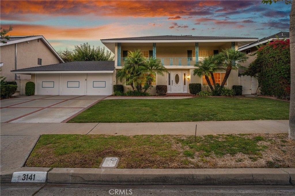 3141 E Palmyra Avenue
