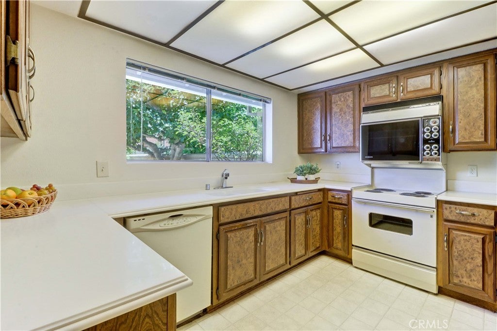5528 Via La Mesa A, Laguna Woods CA 92637 - Photo 15