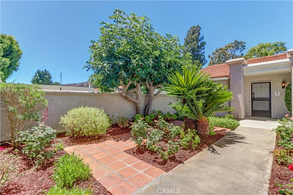 5528 Via La Mesa A