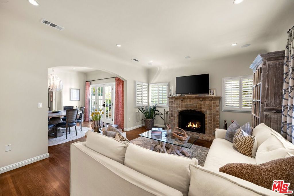 403 S Bundy Drive