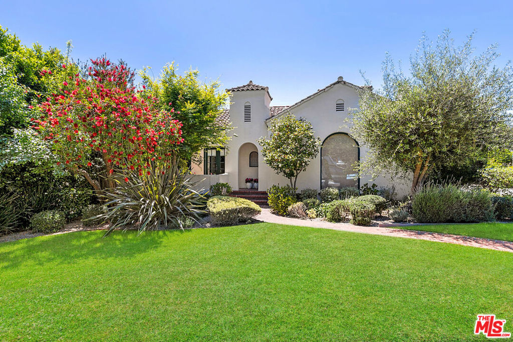 403 S Bundy Drive
