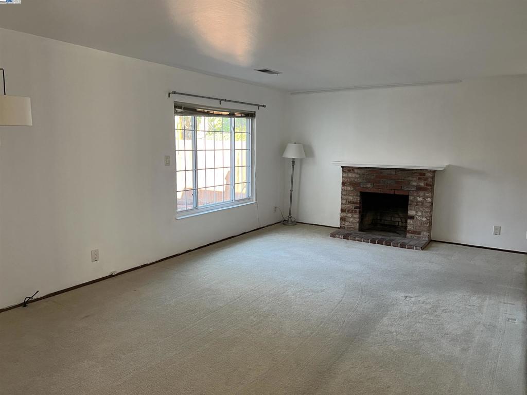 MARINA FAIRE - Residential