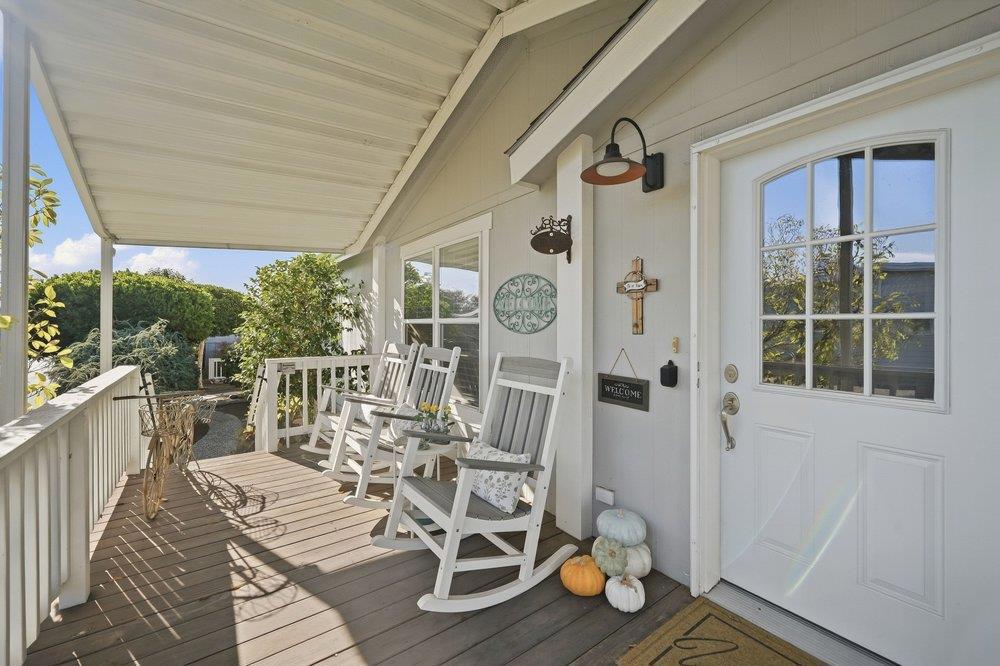 138 Nut Tree 138