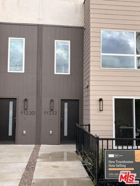 Photo of 11222 W Victory Boulevard #2, North Hollywood, CA 91606 (MLS # 26839865)